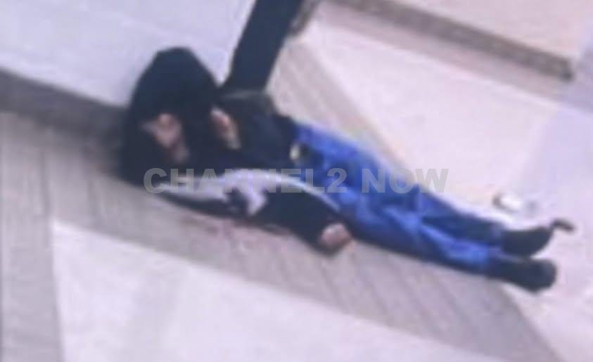 NASHVILLE, TN – Authorities have identified the suspect involved in the Antioch High School shooting as a 17-year-old male.
The tragic incident, which occurred on Wednesday morning inside the school cafeteria, resulted in the death of one female student, injuries to two others, and the suspect's death from a self-inflicted gunshot wound.