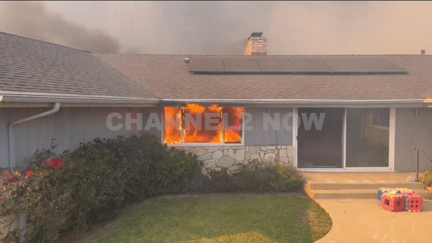 PACIFIC PALISADES, — A fast-moving fire has devastated multiple homes on El Hito Drive in Pacific Palisades, prompting urgent firefighting efforts and heightened concerns about its spread into nearby areas, including Meskill Canyon.