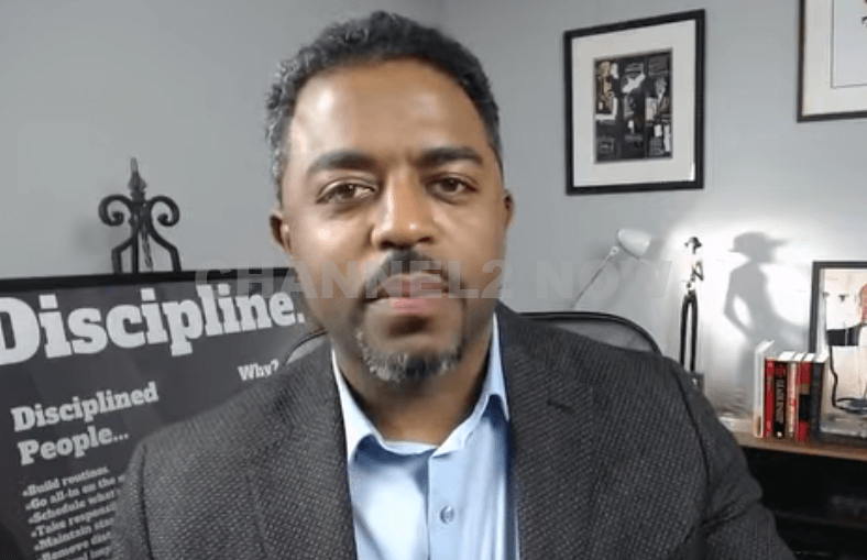 Local media outlets have just announced that the suspect in the New Orleans attack has been identified as 42-year-old Shamsud Din Jabbar, who was reportedly in possession of an ISIS flag.