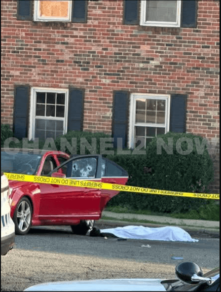 SPOTSYLVANIA COUNTY, VA — Authorities have confirmed that all suspects connected to Tuesday’s fatal shooting in the Olde Greenwich neighborhood, near Fredericksburg, are now in custody, and there is no ongoing threat to public safety.
A formal press release from the Spotsylvania County Sheriff’s Office is expected to provide additional information.