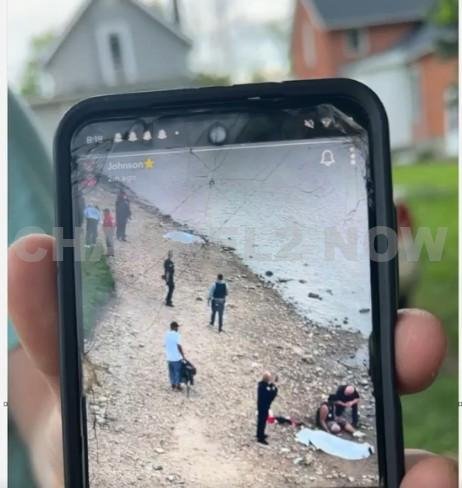 5 pedestrians struck by train near Miles Newton Bridge in Fremont, Ohio. Emergency crews search for 2 missing, including a 5-year-old, in Sandusky River. CPR underway.
Multiple pedestrians, including a 5 year old girl, have been struck by a train in Fremont, Ohio. Police have declared a mass casualty incident. The scene remains active as they search for victims in the water.