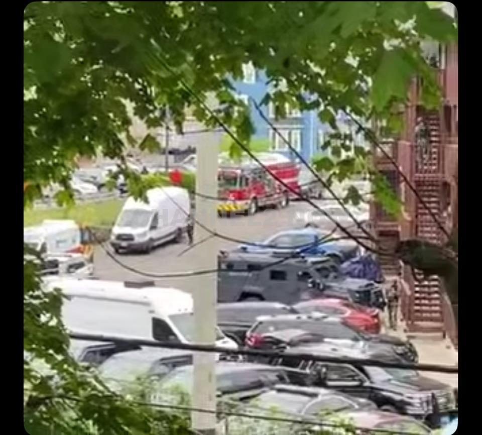 Suspect in custody after standoff in the area of Rantoul Street near burger king in Beverly, Massachusetts.